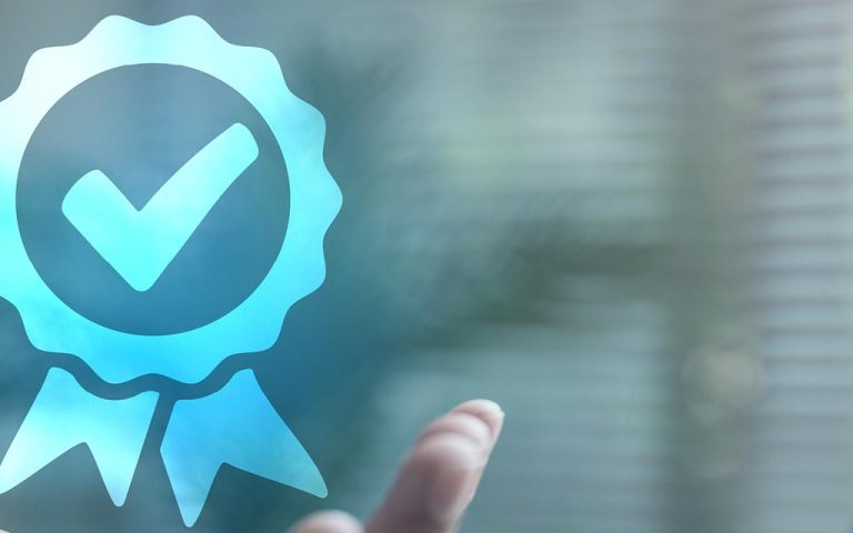 Certificações redefinem a disputa por talentos em TI