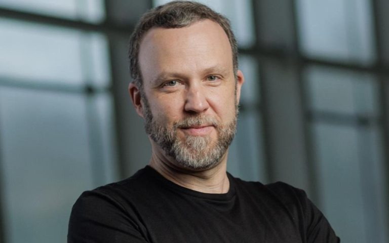 CEO da Totvs rejeita tese de fim do software com IA